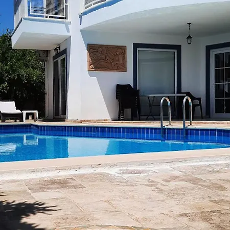 Elif Kalkan